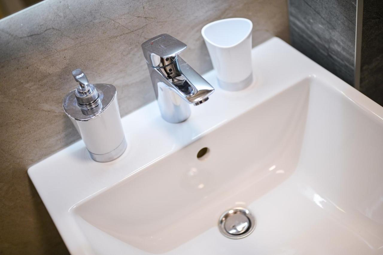 Apartman City Charm Μπάνια Λούκα Εξωτερικό φωτογραφία
