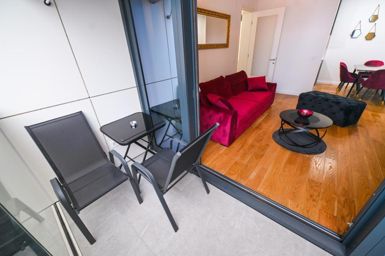 Apartman City Charm Μπάνια Λούκα Εξωτερικό φωτογραφία