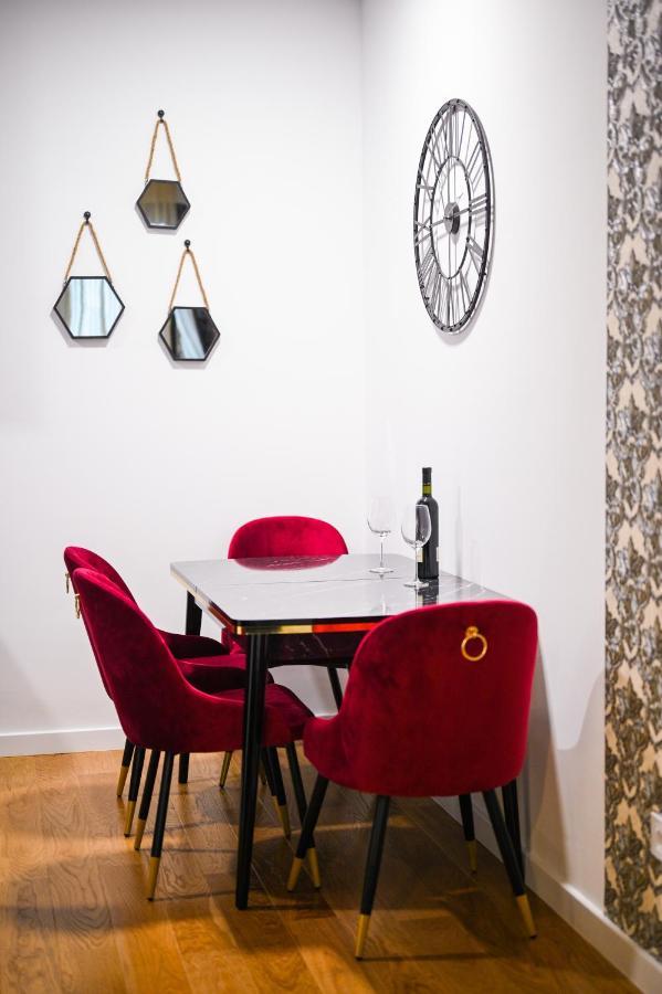 Apartman City Charm Μπάνια Λούκα Εξωτερικό φωτογραφία