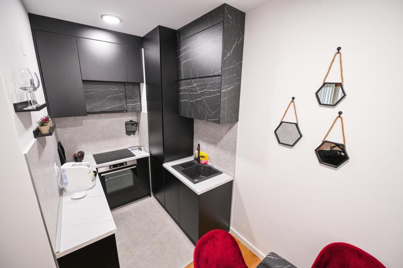 Apartman City Charm Μπάνια Λούκα Εξωτερικό φωτογραφία