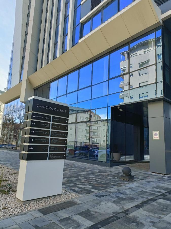 Apartman City Charm Μπάνια Λούκα Εξωτερικό φωτογραφία