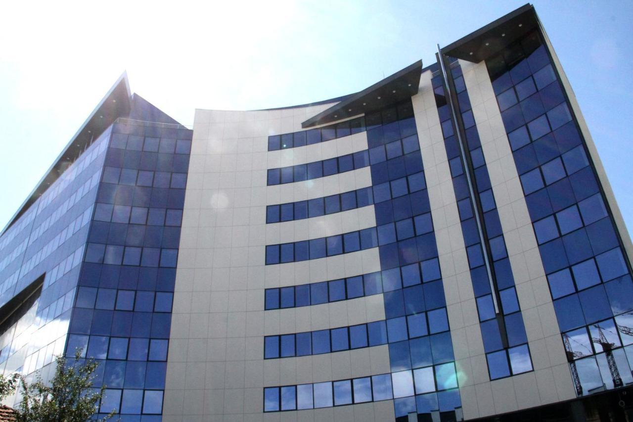 Apartman City Charm Μπάνια Λούκα Εξωτερικό φωτογραφία