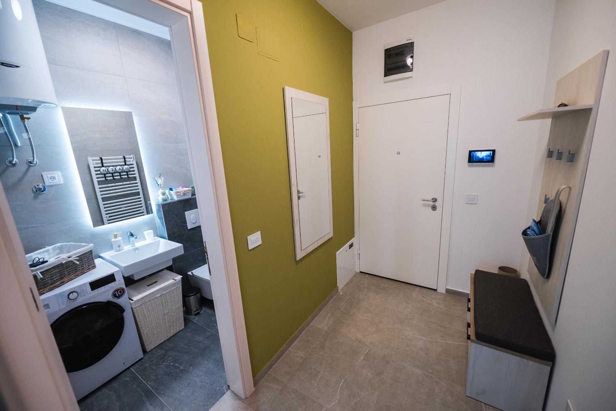 Apartman City Charm Μπάνια Λούκα Εξωτερικό φωτογραφία