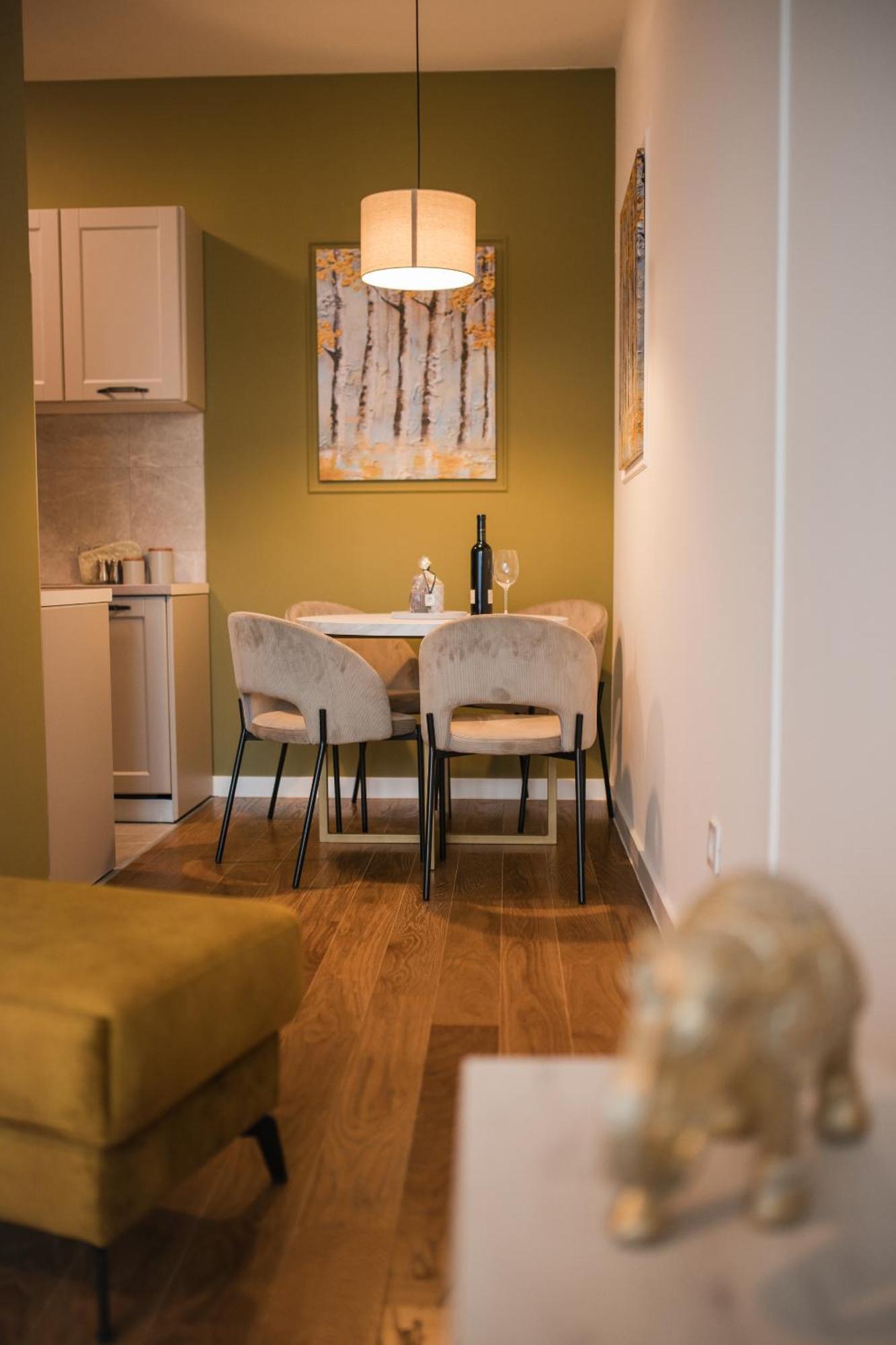 Apartman City Charm Μπάνια Λούκα Εξωτερικό φωτογραφία